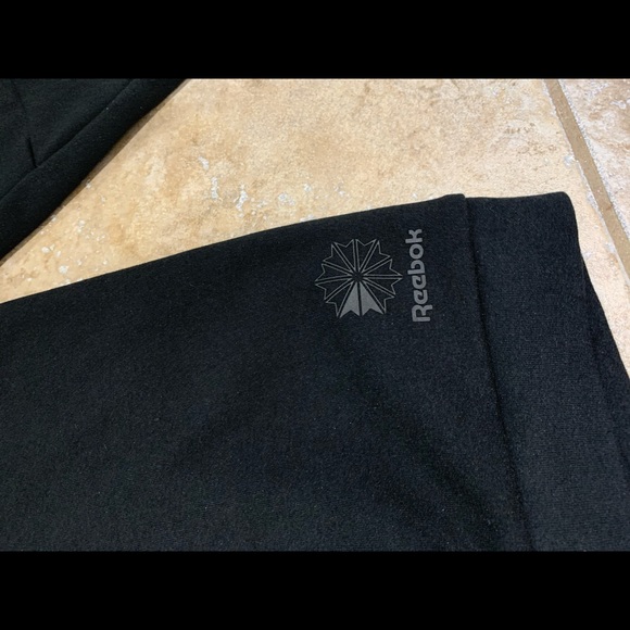 Rebook Black Classic Sweater - Picture 3 of 5